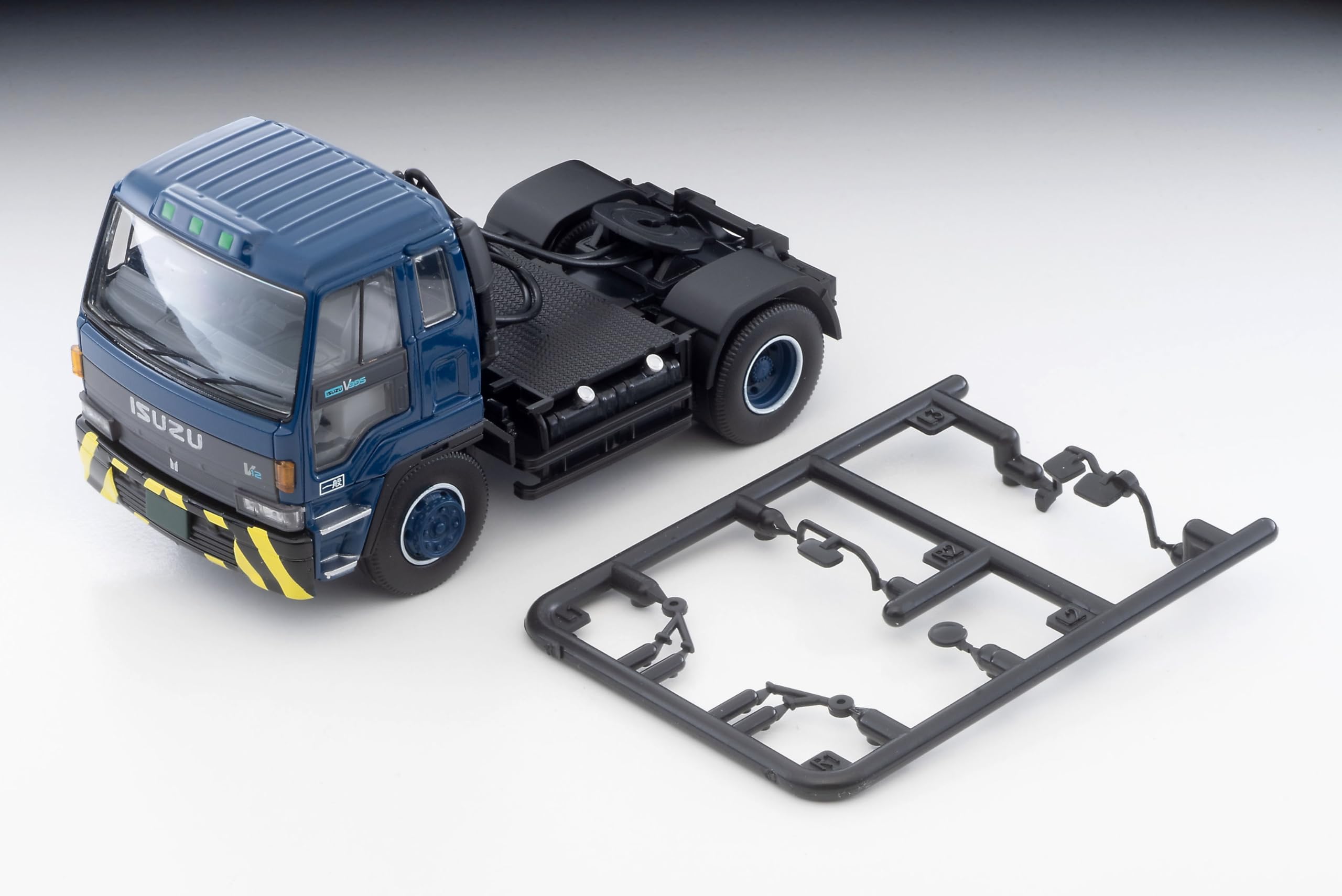 トミカ リミテッドビンテージ LV-62 トラック　新聞輸送車　２つセット TOMYTEC トミカリミテッドヴィンテージ LV-62a 日産 680型 新聞輸送車